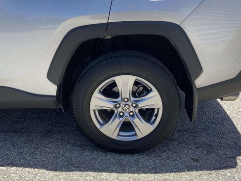 Used 2025 Toyota RAV4 XLE w/ Convenience Package FWD image 9