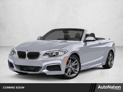 Used 2016 BMW M235i Convertible image 1