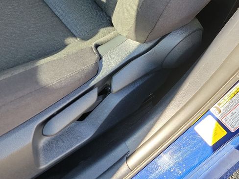 Used 2025 Toyota Camry LE image 18