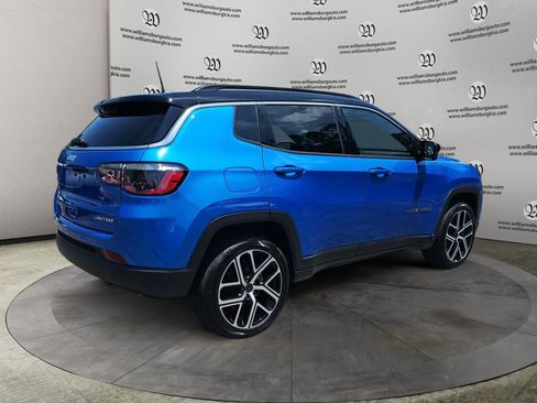 Used 2025 Jeep Compass Limited AWD/4WD image 5