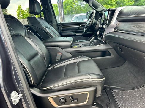 Used 2019 RAM 1500 Limited AWD/4WD image 10