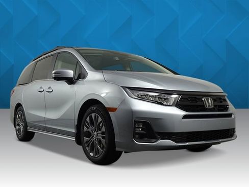 New 2026 Honda Odyssey Touring image 7