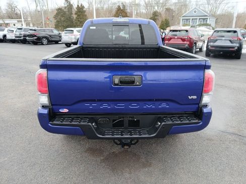 Certified 2022 Toyota Tacoma TRD Off-Road w/ Technology Package image 7