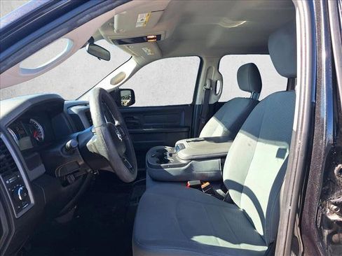 Used 2018 RAM 1500 Express image 9