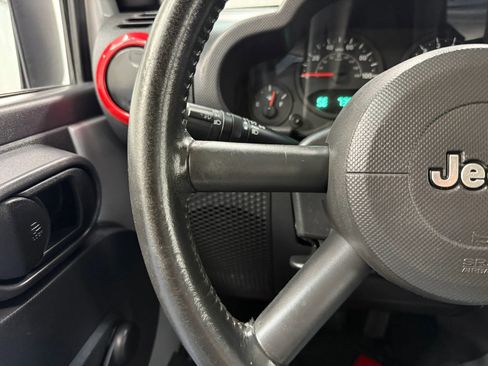 Used 2008 Jeep Wrangler Unlimited X AWD/4WD image 26