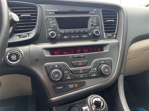 Used 2013 Kia Optima EX image 30