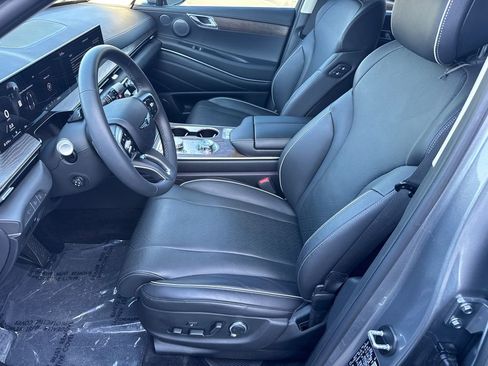 Used 2025 Genesis GV80 3.5T Advanced AWD/4WD image 9