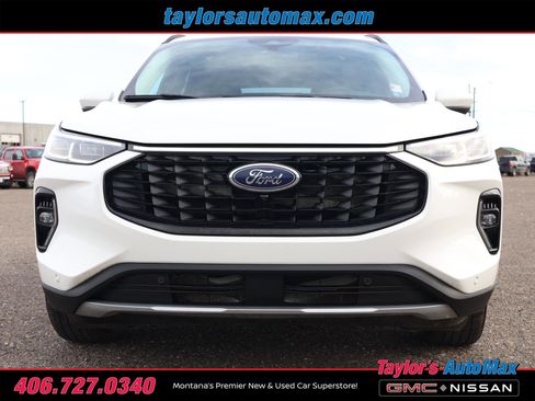 Used 2023 Ford Escape Platinum image 39
