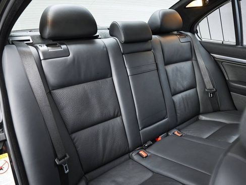 Used 2003 BMW M5 RWD image 84