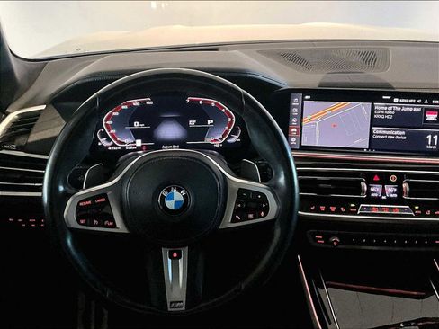 Used 2021 BMW X7 M50i w/ Executive Package image 16