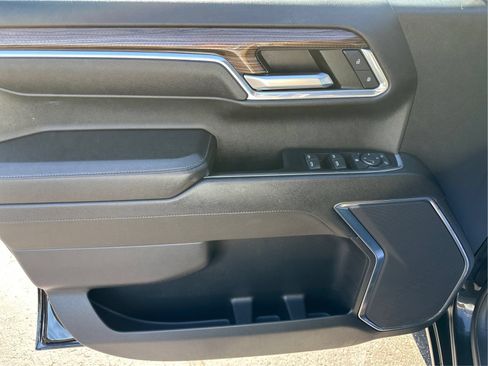 Used 2023 Chevrolet Silverado 1500 LT AWD/4WD image 20