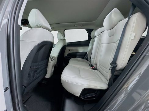 New 2026 Hyundai Tucson Limited image 44