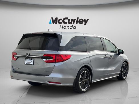Certified 2023 Honda Odyssey Elite image 3