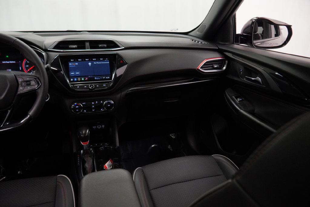 Used 2021 Chevrolet TrailBlazer RS w/ Sun and Liftgate Package AWD/4WD image 11