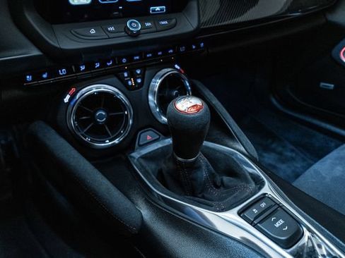 Used 2018 Chevrolet Camaro ZL1 RWD image 5