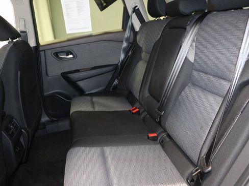 Certified 2023 Nissan Rogue SV image 25