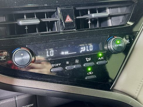 Used 2024 Toyota Camry LE FWD image 26