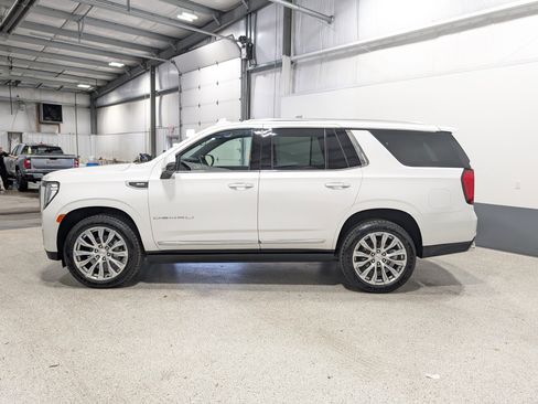 Used 2022 GMC Yukon Denali image 6