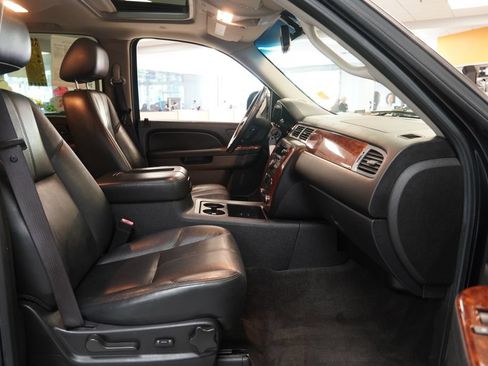 Used 2012 Chevrolet Tahoe LT w/ All-Star Edition AWD/4WD image 35