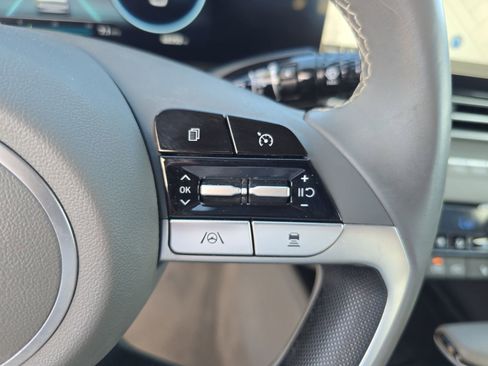 Used 2023 Hyundai Elantra SEL w/ Convenience Package image 22