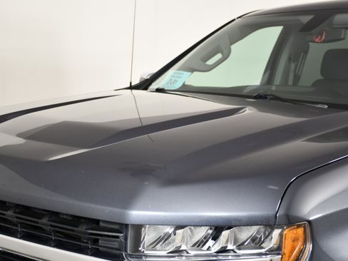 Used 2022 Chevrolet Silverado 1500 LT AWD/4WD image 12