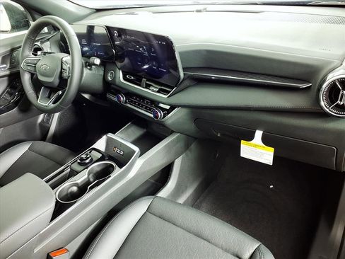 New 2026 Chevrolet Equinox LT image 21