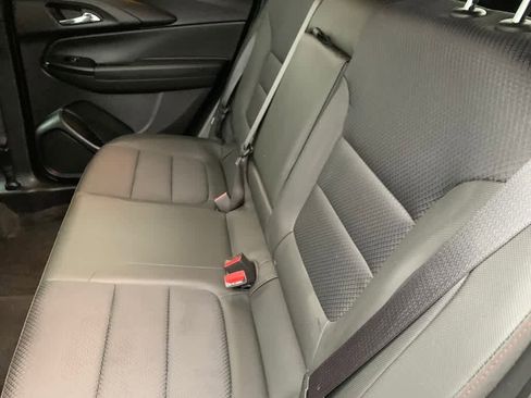 Used 2022 Chevrolet TrailBlazer RS w/ Sun and Liftgate Package image 19