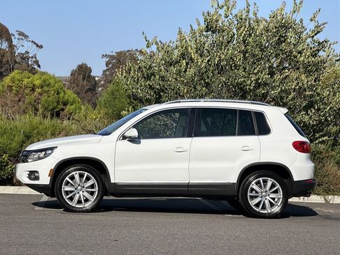 Used 2016 Volkswagen Tiguan SE FWD image 3