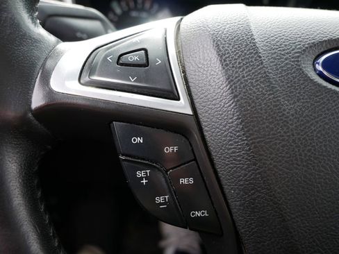 Used 2015 Ford Fusion SE w/ Equipment Group 201A image 23