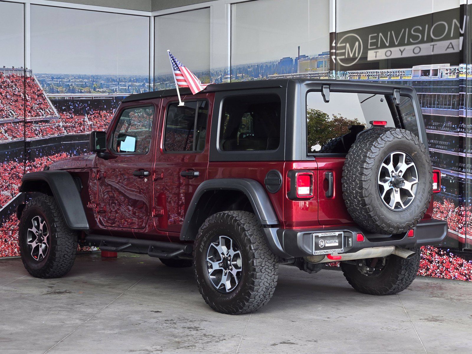 Used 2021 Jeep Wrangler Unlimited Rubicon AWD/4WD image 6