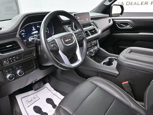 Used 2023 GMC Yukon SLT w/ SLT Premium Package AWD/4WD image 18
