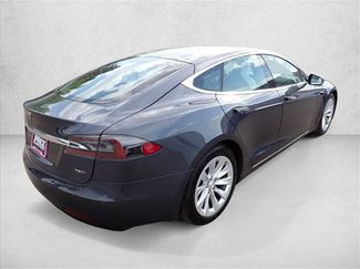 Used 2018 Tesla Model S 75D AWD/4WD video 4