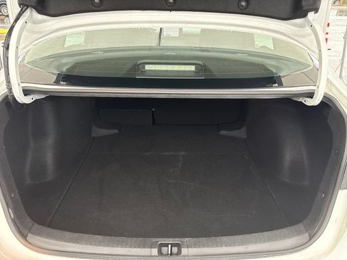 Used 2024 Toyota Corolla LE FWD image 10