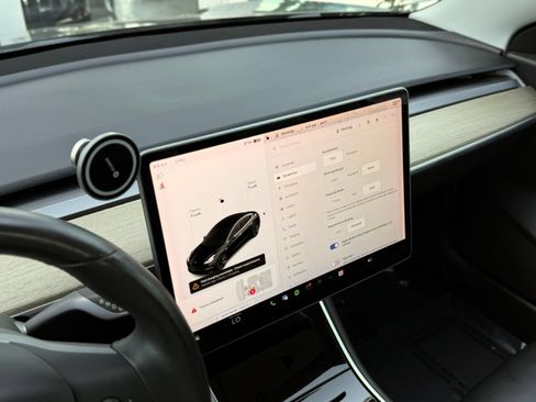 Used 2019 Tesla Model 3 Long Range AWD/4WD image 35
