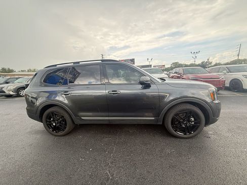 Used 2023 Kia Telluride EX X-Line AWD/4WD image 2