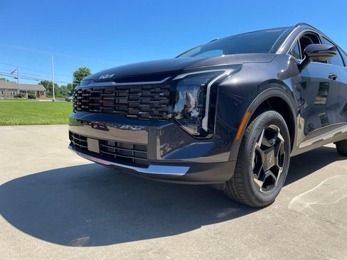 New 2026 Kia Sportage EX AWD/4WD image 15