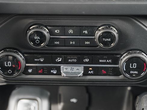 Used 2024 Ford Bronco Raptor image 12