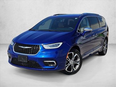 Used 2021 Chrysler Pacifica Pinnacle