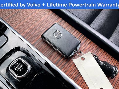 Used 2024 Volvo XC60 B5 Plus w/ Protection Package Premier image 13