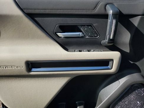 New 2026 GMC Hummer EV SUV AWD/4WD image 18