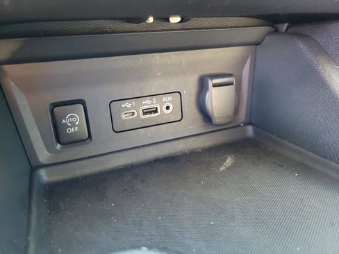 Certified 2024 Nissan Sentra SR image 31