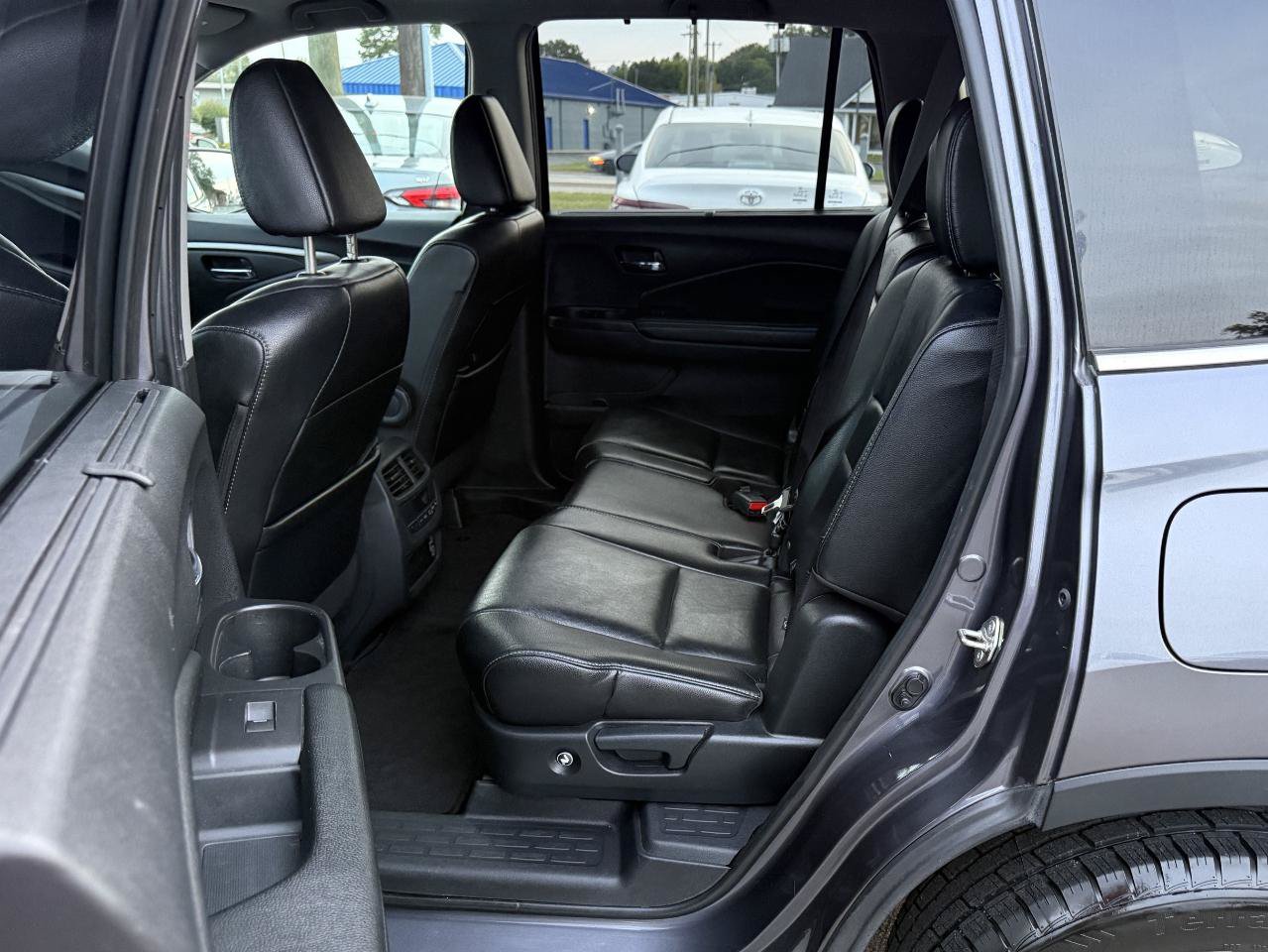 Used 2019 Honda Pilot EX-L image 10