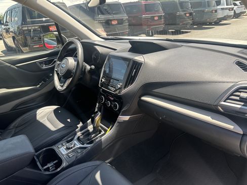 Used 2023 Subaru Forester Limited AWD/4WD image 28