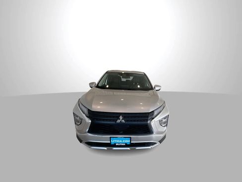 Used 2024 Mitsubishi Eclipse Cross SE image 3