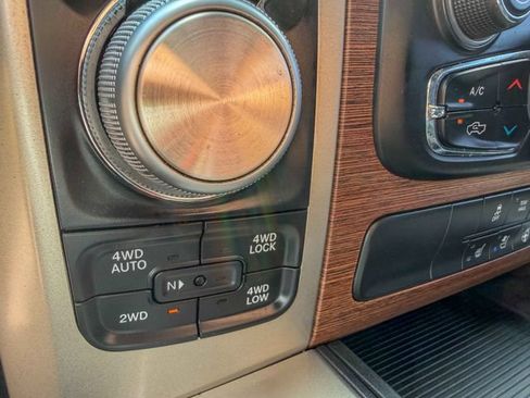Used 2015 RAM 1500 Laramie w/ Convenience Group AWD/4WD image 15