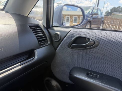 Used 2008 Honda Fit Sport image 19