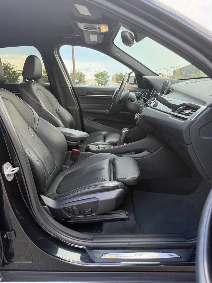 Used 2018 BMW X1 xDrive28i w/ Convenience Package AWD/4WD image 25