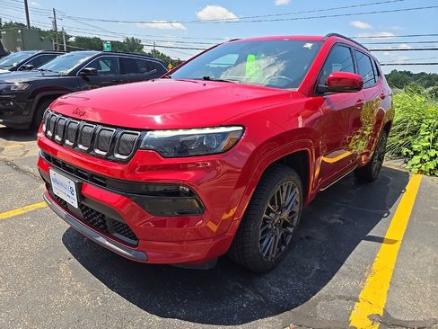 Certified 2022 Jeep Compass Limited w/ (RED) Package AWD/4WD image 4