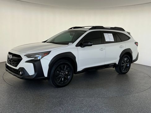 Used 2023 Subaru Outback Onyx Edition XT AWD/4WD image 9