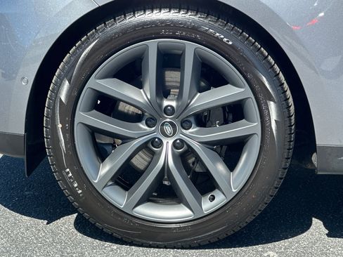 New 2025 Land Rover Range Rover Sport SE image 22